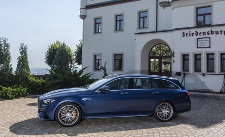 2021 Mercedes-AMG E 63 S Estate 4MATIC+ (Color: Designo Magno Brilliant Blue) Side Wallpapers 450x275 (39)