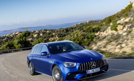 2021 Mercedes-AMG E 63 S Estate (Color: Brilliant Blue Magno) Front Three-Quarter Wallpapers 450x275 (74)