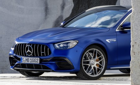 2021 Mercedes-AMG E 63 S Estate (Color: Brilliant Blue Magno) Front Wallpapers 450x275 (88)