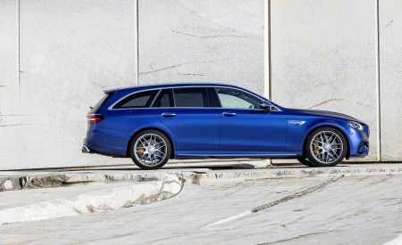 2021 Mercedes-AMG E 63 S Estate (Color: Brilliant Blue Magno) Side Wallpapers 450x275 (86)