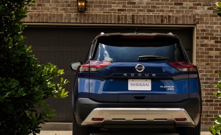 2021 Nissan Rogue Rear Wallpapers 450x275 (22)