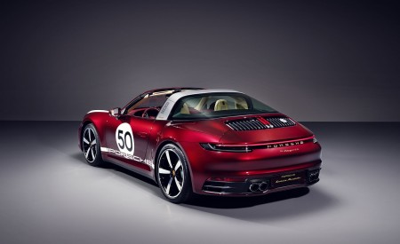 2021 Porsche 911 Targa 4S Heritage Design Edition Rear Three-Quarter Wallpapers 450x275 (74)