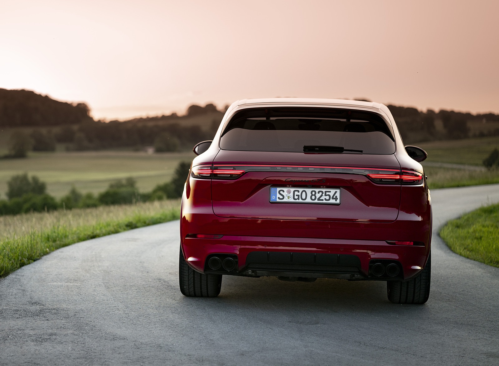 2021 Porsche Cayenne GTS (Color: Carmine Red) Rear Wallpapers #17 of 84