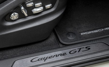 2021 Porsche Cayenne GTS (Color: Sechura Beige Metallic) Door Sill Wallpapers 450x275 (72)