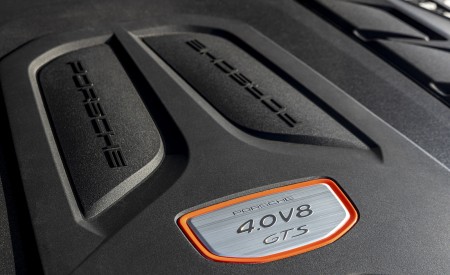 2021 Porsche Cayenne GTS (Color: Sechura Beige Metallic) Engine Wallpapers 450x275 (71)