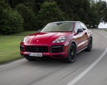 2021 Porsche Cayenne GTS Coupe (Color: Carmine Red) Front Three-Quarter Wallpapers 150x120 (3)