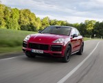 2021 Porsche Cayenne GTS Coupe (Color: Carmine Red) Front Wallpapers 150x120 (5)