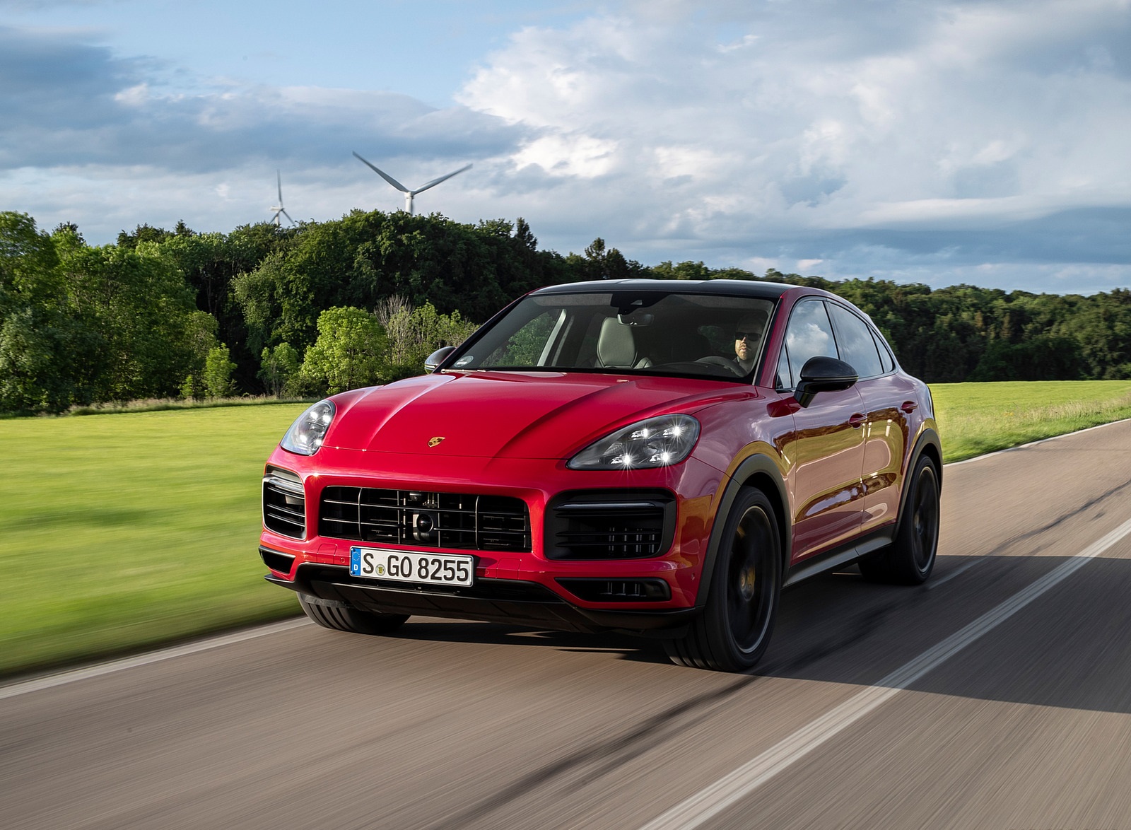 2021 Porsche Cayenne GTS Coupe (Color: Carmine Red) Front Wallpapers (1)