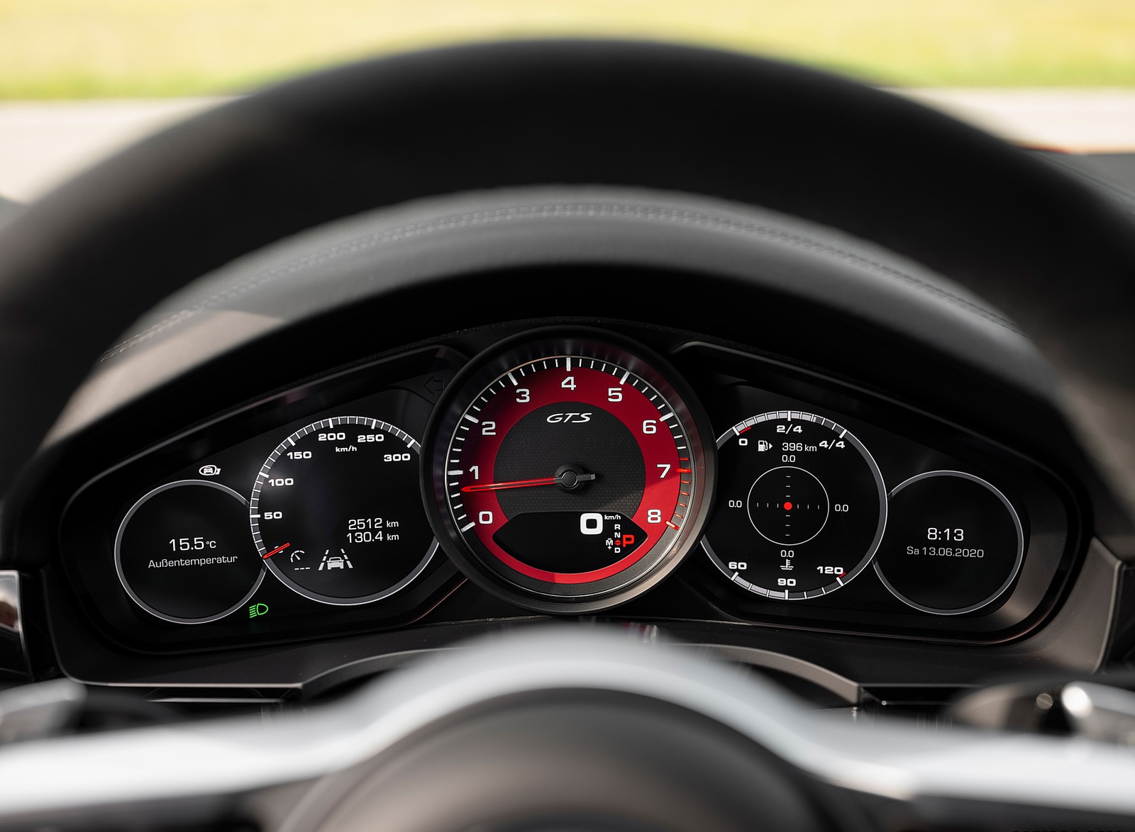 2021 Porsche Cayenne GTS Coupe (Color: Carmine Red) Instrument Cluster Wallpapers #53 of 121