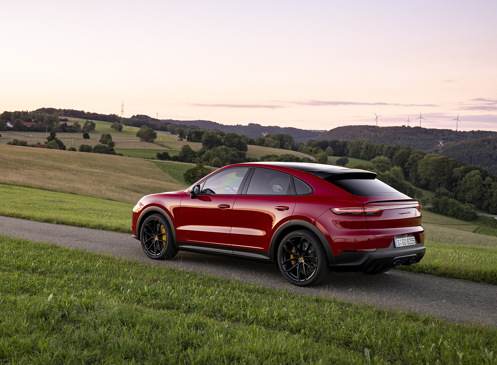 2021 Porsche Cayenne GTS Coupe (Color: Carmine Red) Rear Three-Quarter Wallpapers #27 of 121