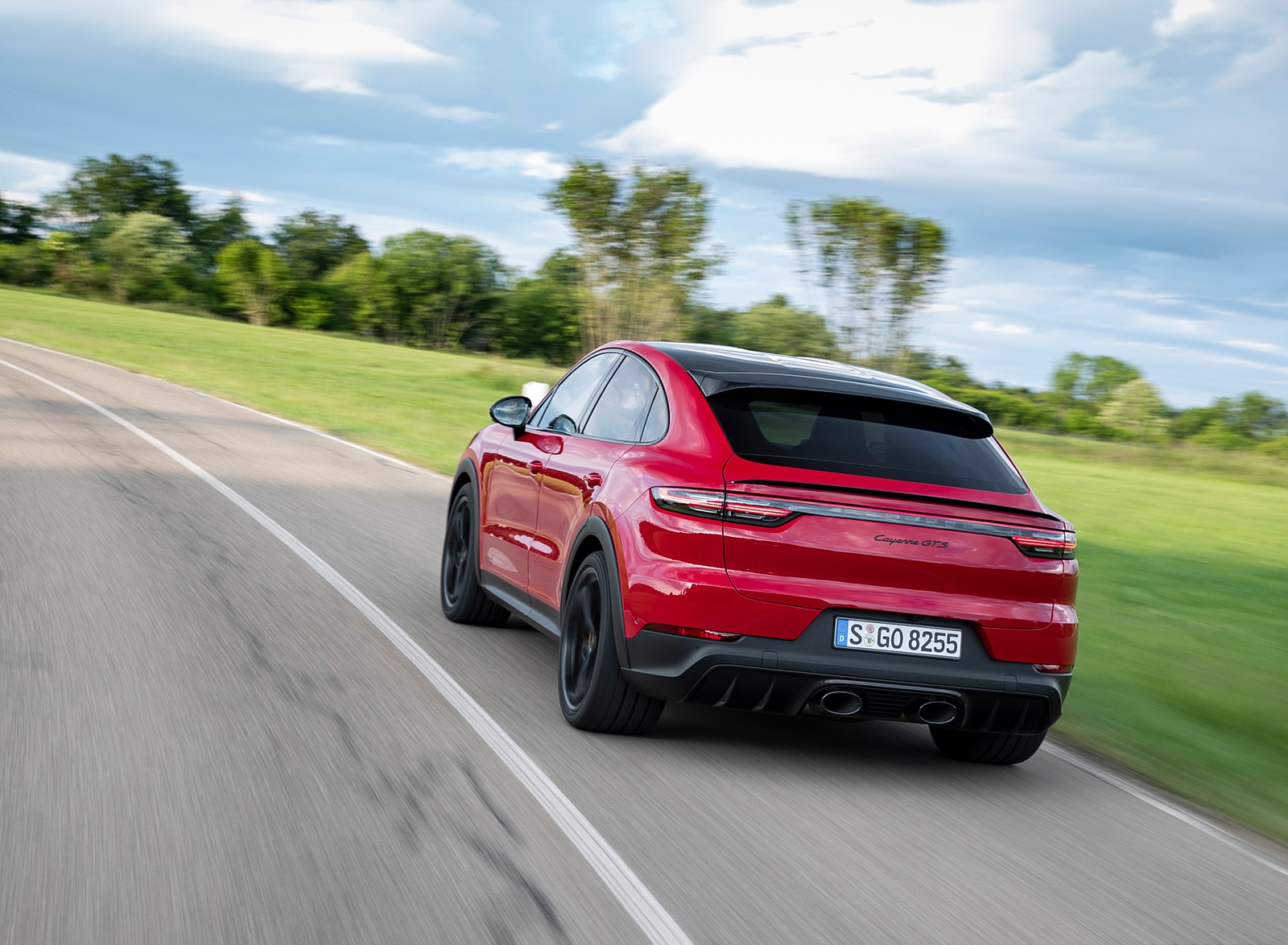2021 Porsche Cayenne GTS Coupe (Color: Carmine Red) Rear Wallpapers #19 of 121