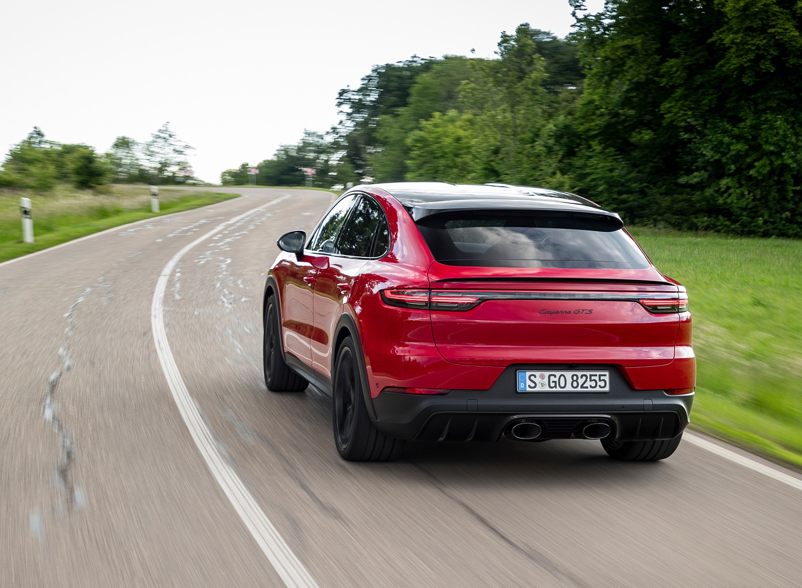 2021 Porsche Cayenne GTS Coupe (Color: Carmine Red) Rear Wallpapers (10)