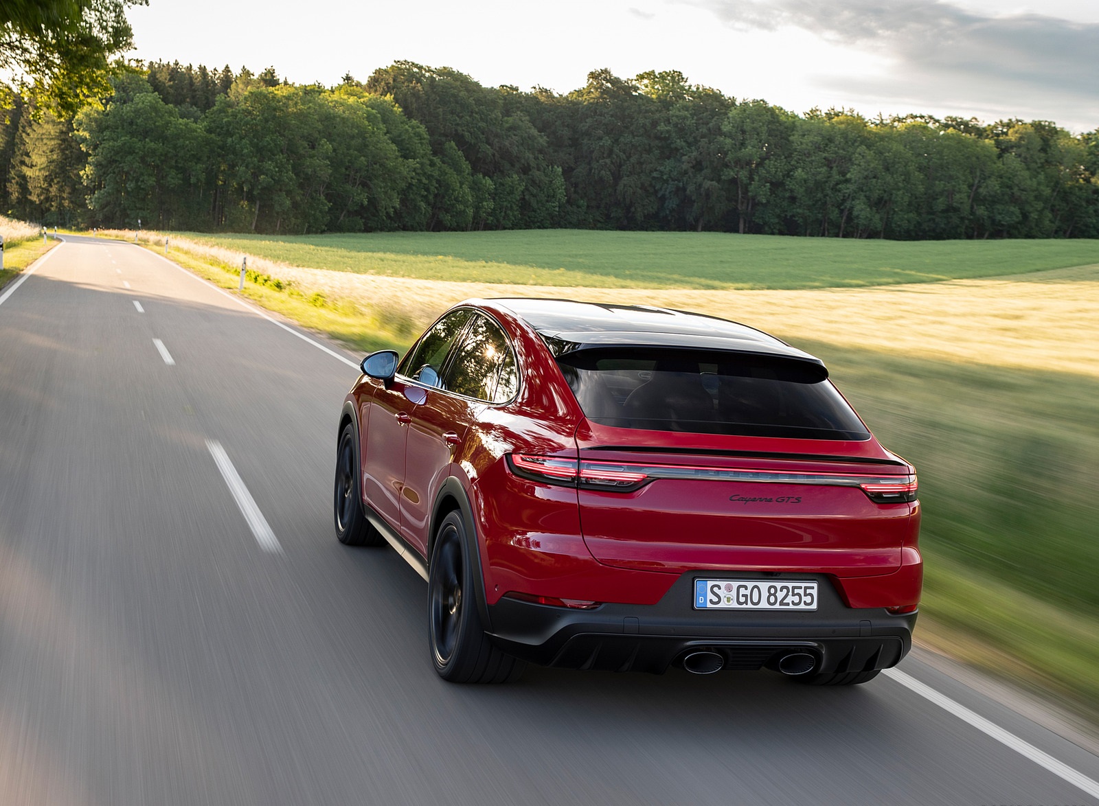 2021 Porsche Cayenne GTS Coupe (Color: Carmine Red) Rear Wallpapers #12 of 121