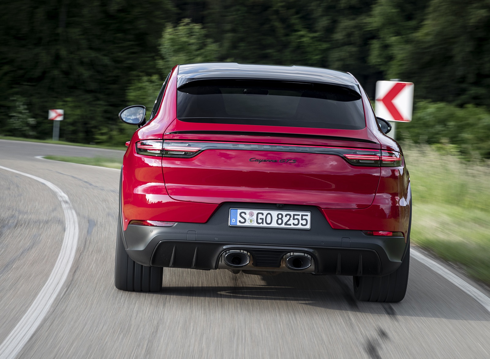 2021 Porsche Cayenne GTS Coupe (Color: Carmine Red) Rear Wallpapers #13 of 121