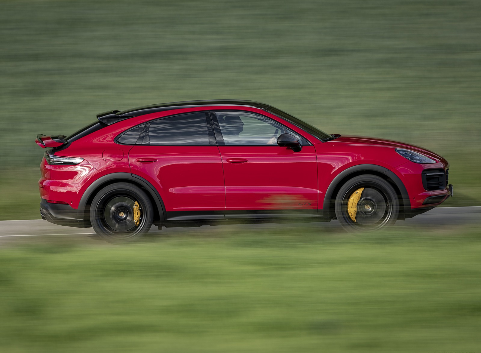 2021 Porsche Cayenne GTS Coupe (Color: Carmine Red) Side Wallpapers #22 of 121