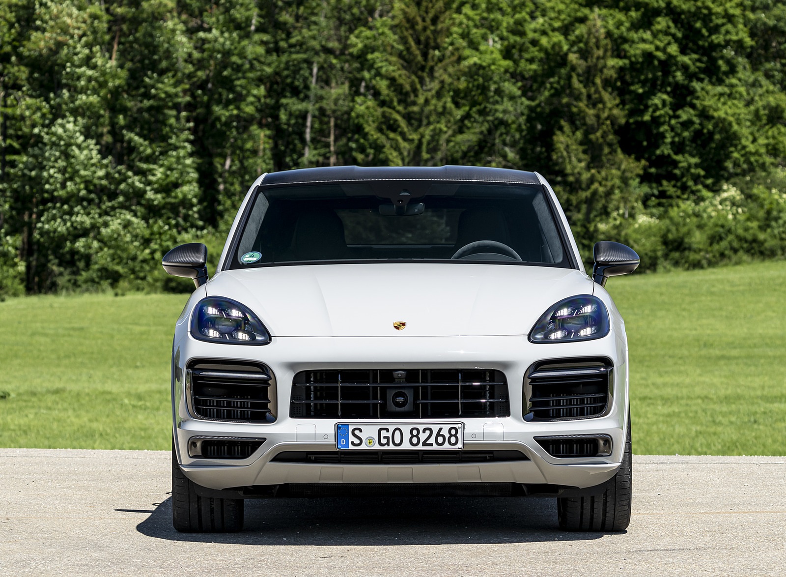 2021 Porsche Cayenne GTS Coupe (Color: Crayon) Front Wallpapers #93 of 121