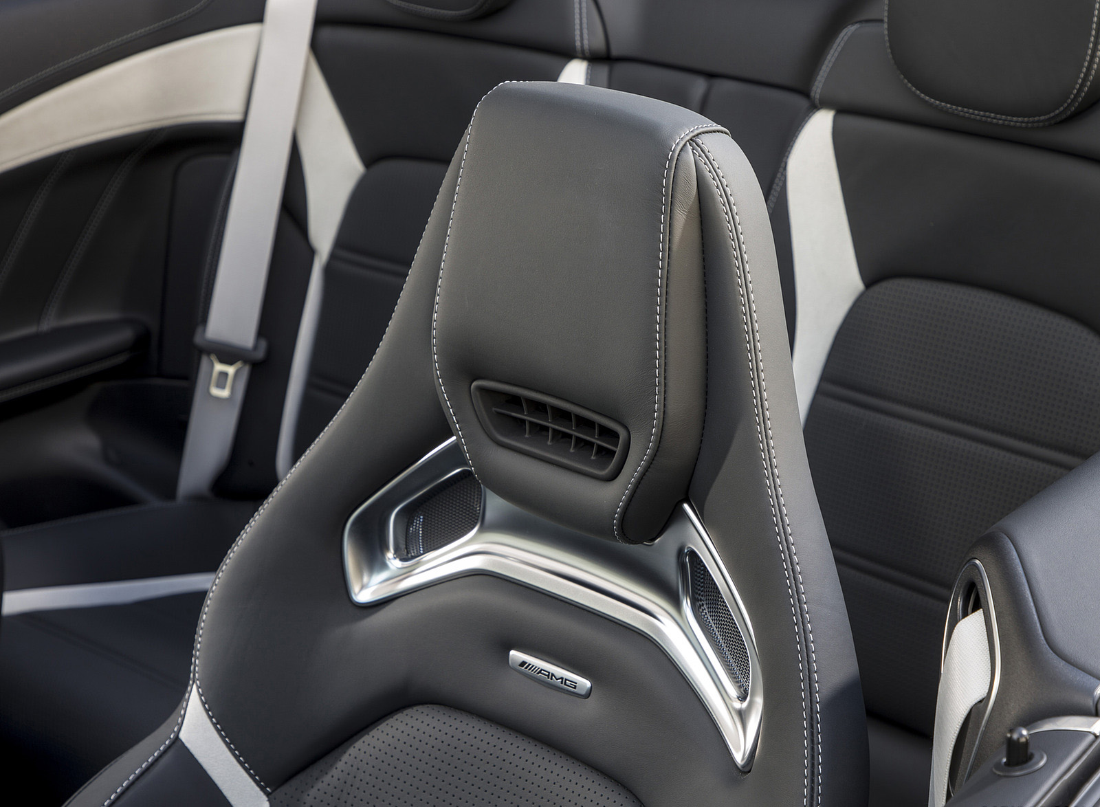 2019 Mercedes-AMG C 63 S Cabrio Interior Seats Wallpapers  #72 of 74