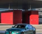 2020 Alfa Romeo Giulia Quadrifoglio Front Three-Quarter Wallpapers 150x120 (14)
