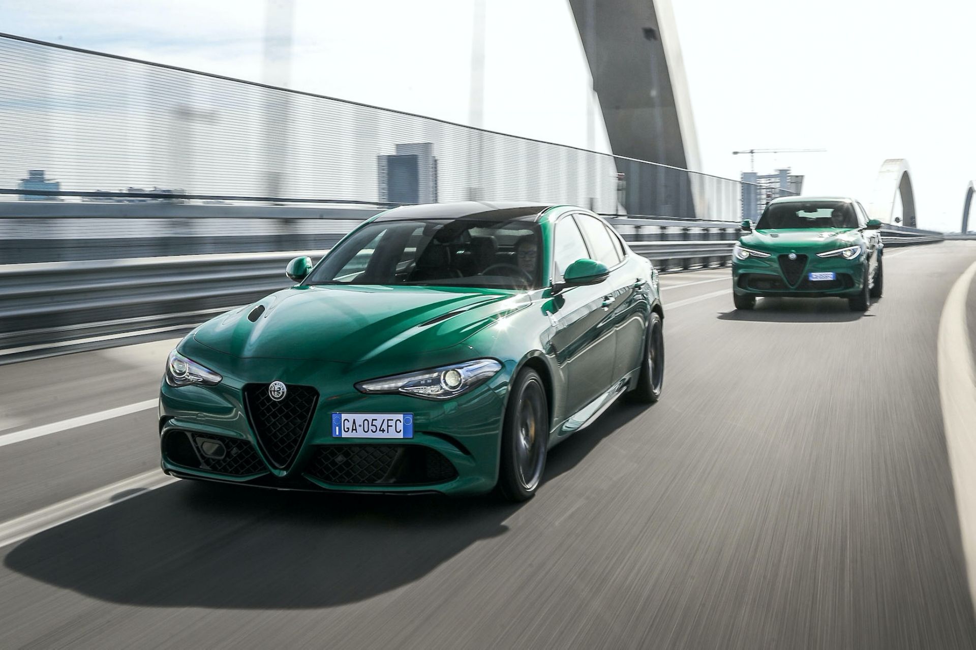 2020 Alfa Romeo Stelvio Quadrifoglio and Giulia Quadrifoglio Wallpapers (9)