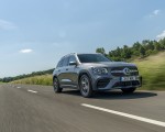 2020 Mercedes-Benz GLB 220d (UK-Spec) Front Three-Quarter Wallpapers 150x120