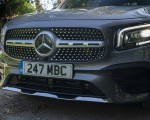 2020 Mercedes-Benz GLB 220d (UK-Spec) Grill Wallpapers 150x120