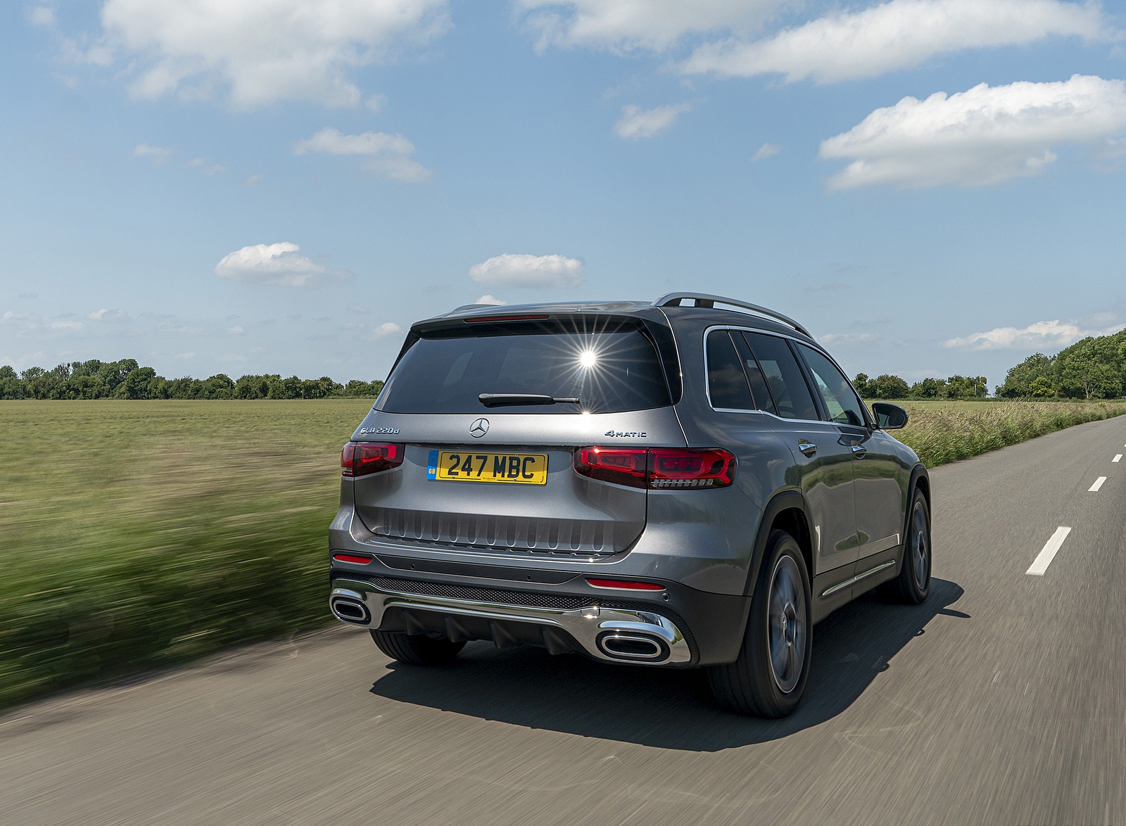 2020 Mercedes-Benz GLB 220d (UK-Spec) Rear Three-Quarter Wallpapers #5 of 72