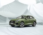 2021 Audi Q5 (Color: District Green) Front Three-Quarter Wallpapers 150x120 (21)
