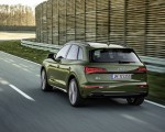 2021 Audi Q5 (Color: District Green) Rear Three-Quarter Wallpapers 150x120 (3)