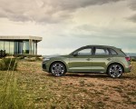 2021 Audi Q5 (Color: District Green) Side Wallpapers 150x120 (18)