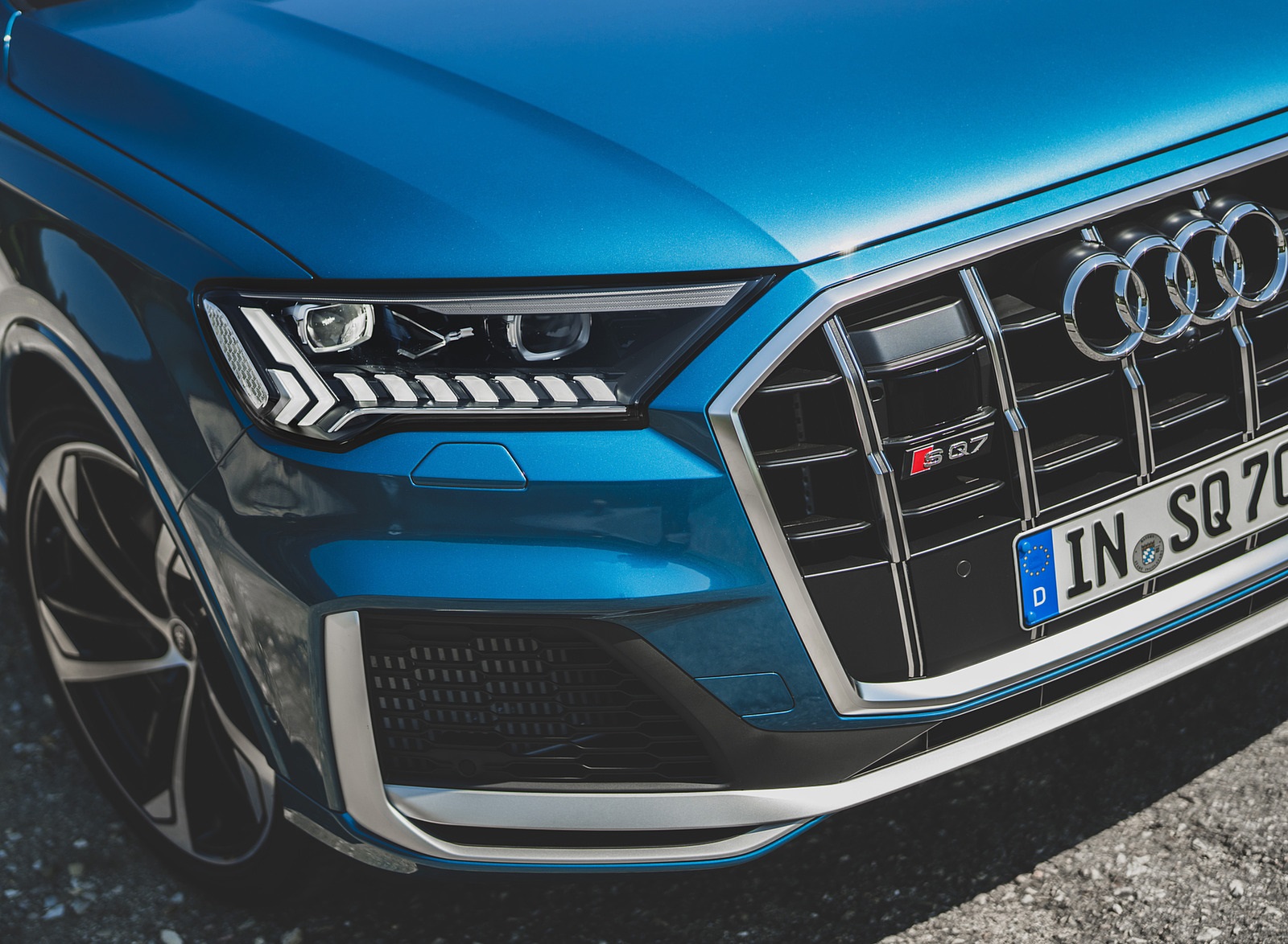 2021 Audi SQ7 (Color: Atoll Blue) Headlight Wallpapers #54 of 65