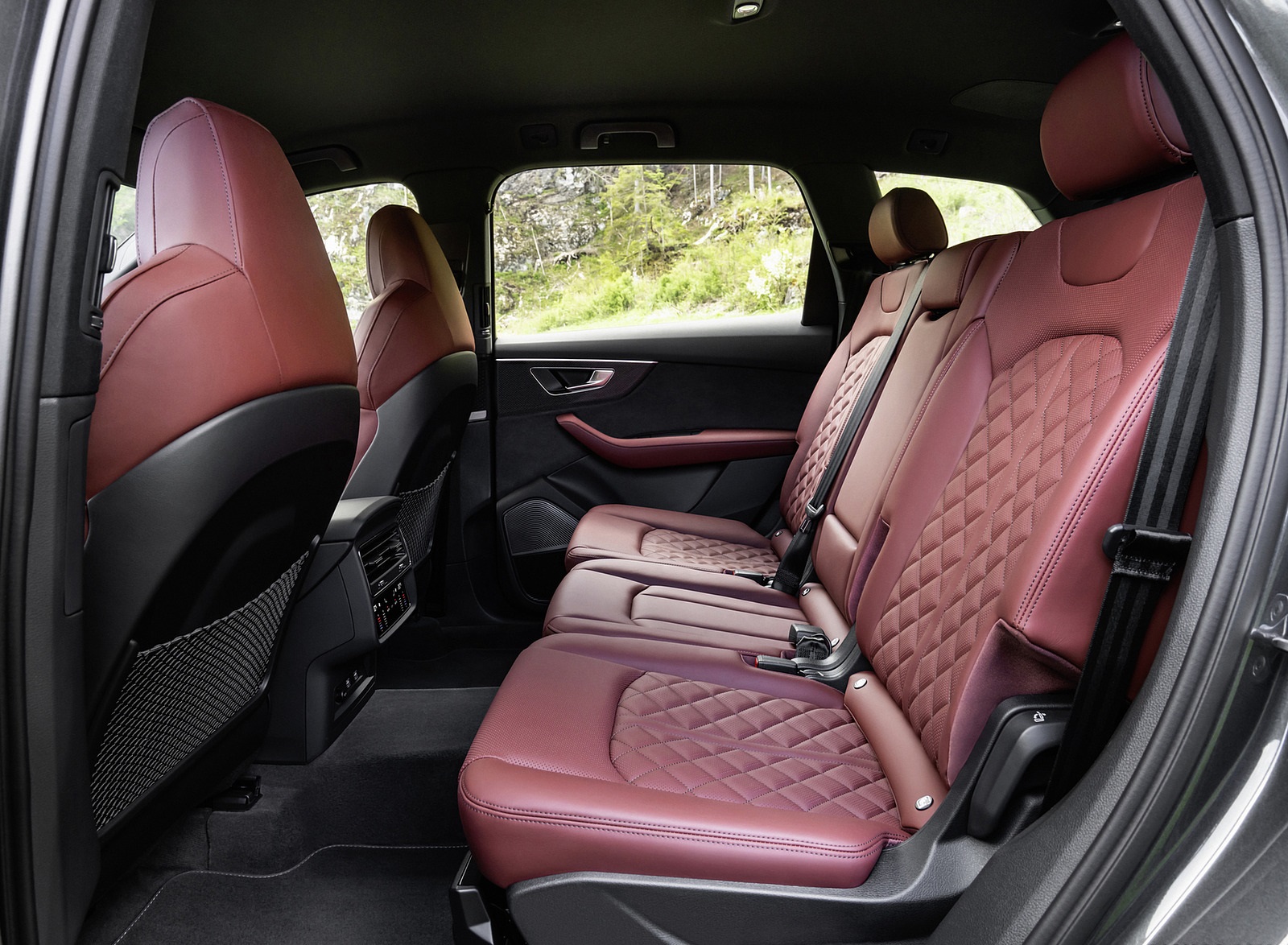 2021 Audi SQ7 TFSI Interior Rear Seats Wallpapers #41 of 65