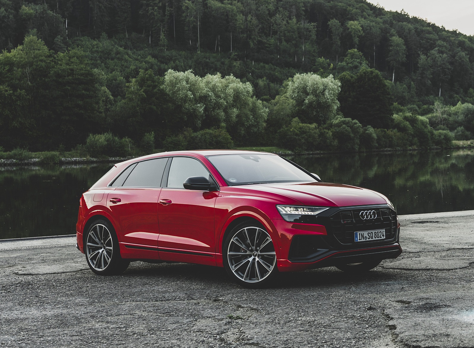2021 Audi SQ8 (Color: Misano Red) Front Three-Quarter Wallpapers (7)