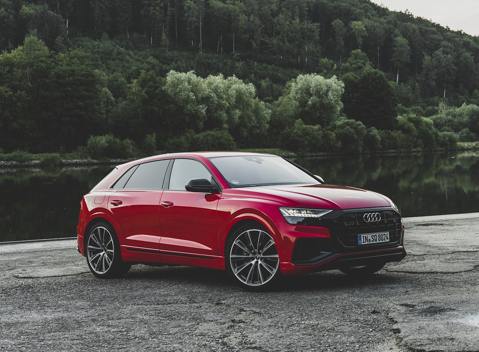 2021 Audi SQ8 (Color: Misano Red) Front Three-Quarter Wallpapers #7 of 39