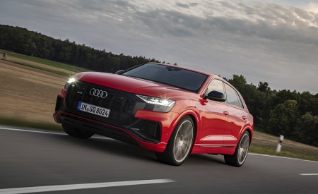 2021 Audi SQ8 (Color: Misano Red) Front Three-Quarter Wallpapers 450x275 (2)