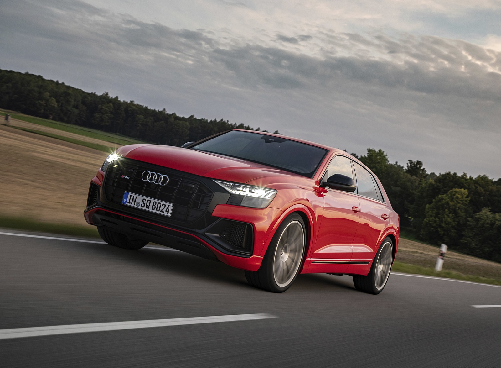 2021 Audi SQ8 (Color: Misano Red) Front Three-Quarter Wallpapers (2)