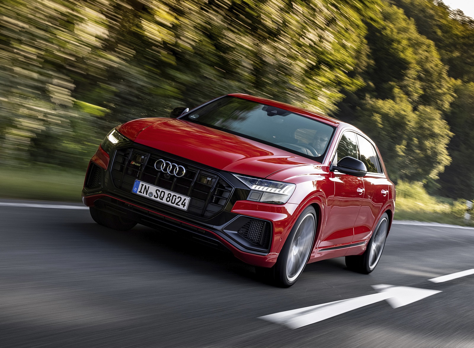 2021 Audi SQ8 (Color: Misano Red) Front Wallpapers (3)