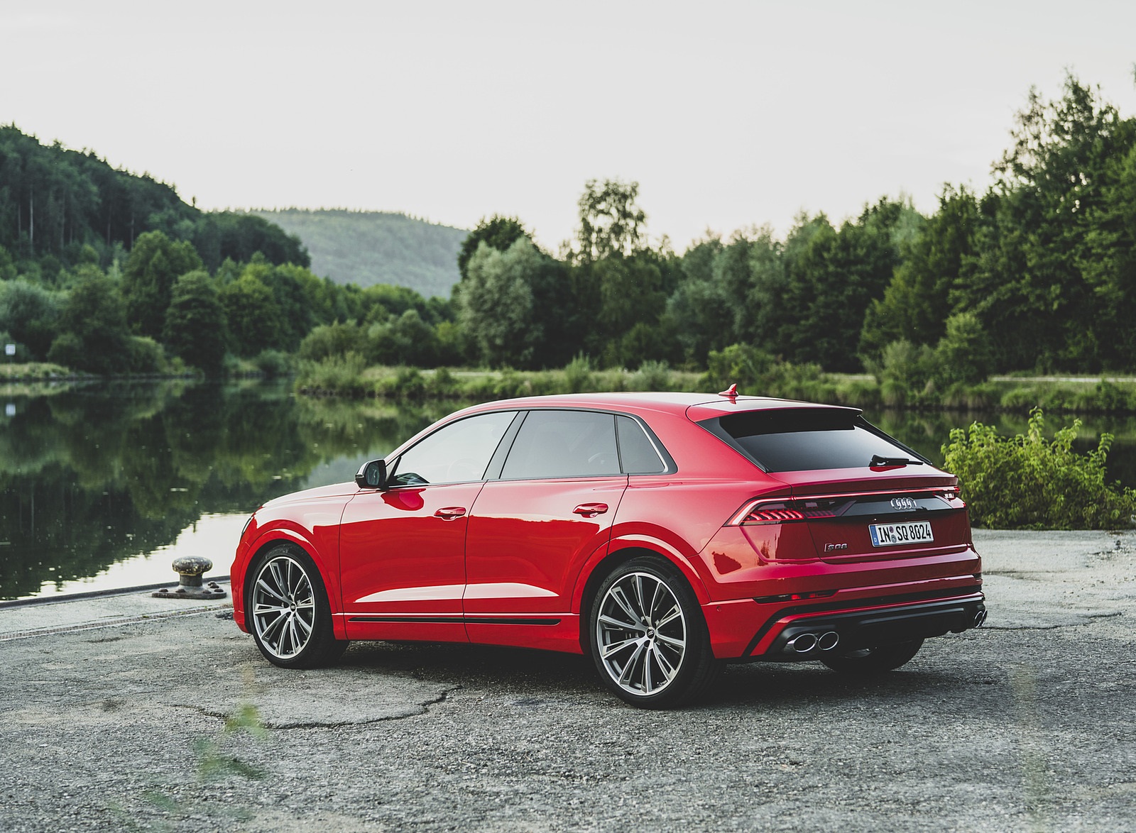 2021 Audi SQ8 (Color: Misano Red) Rear Three-Quarter Wallpapers  #8 of 39