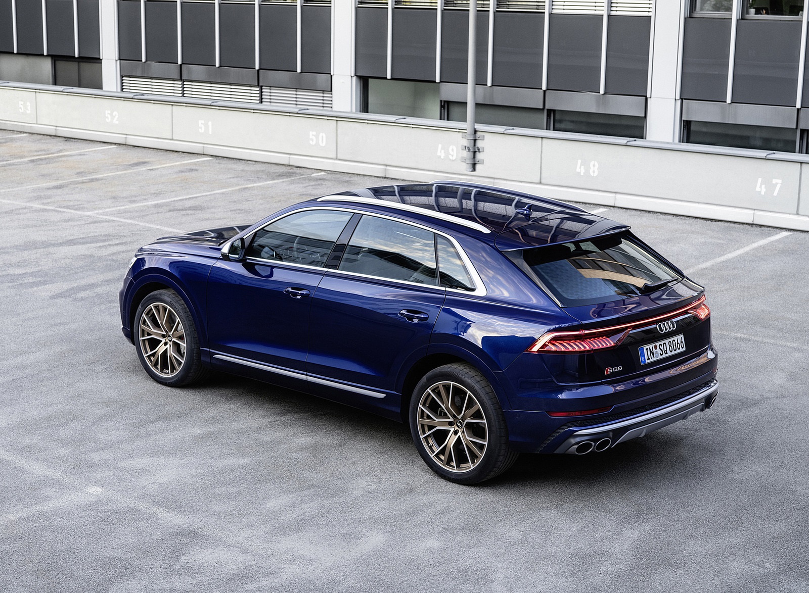 2021 Audi SQ8 TFSI (Color: Navarra Blue) Rear Three-Quarter Wallpapers  #22 of 39