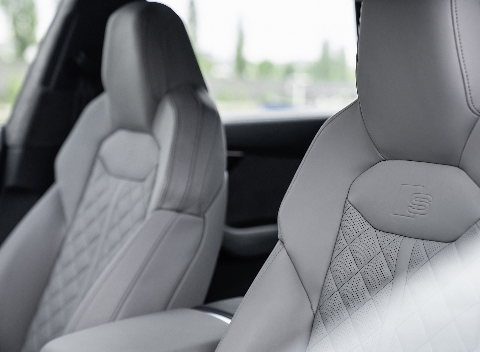 2021 Audi SQ8 TFSI Interior Front Seats Wallpapers #31 of 39