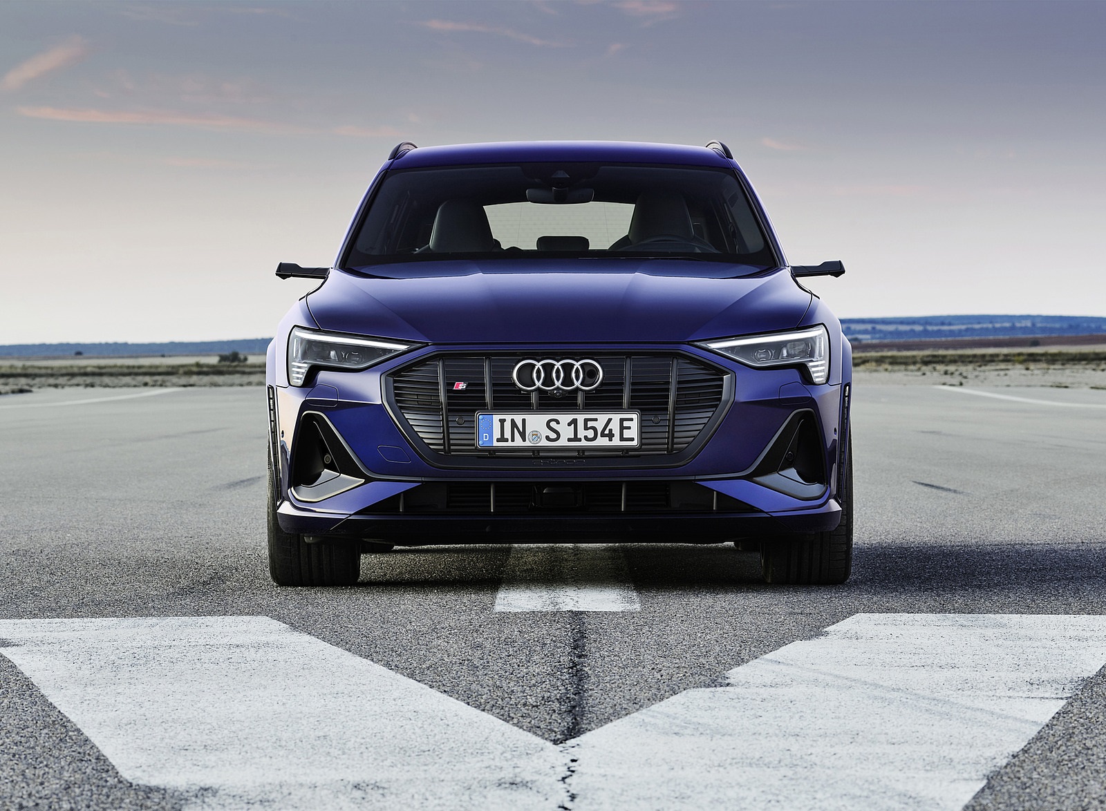 2021 Audi e-tron S (Color: Navarra Blue) Front Wallpapers #2 of 8