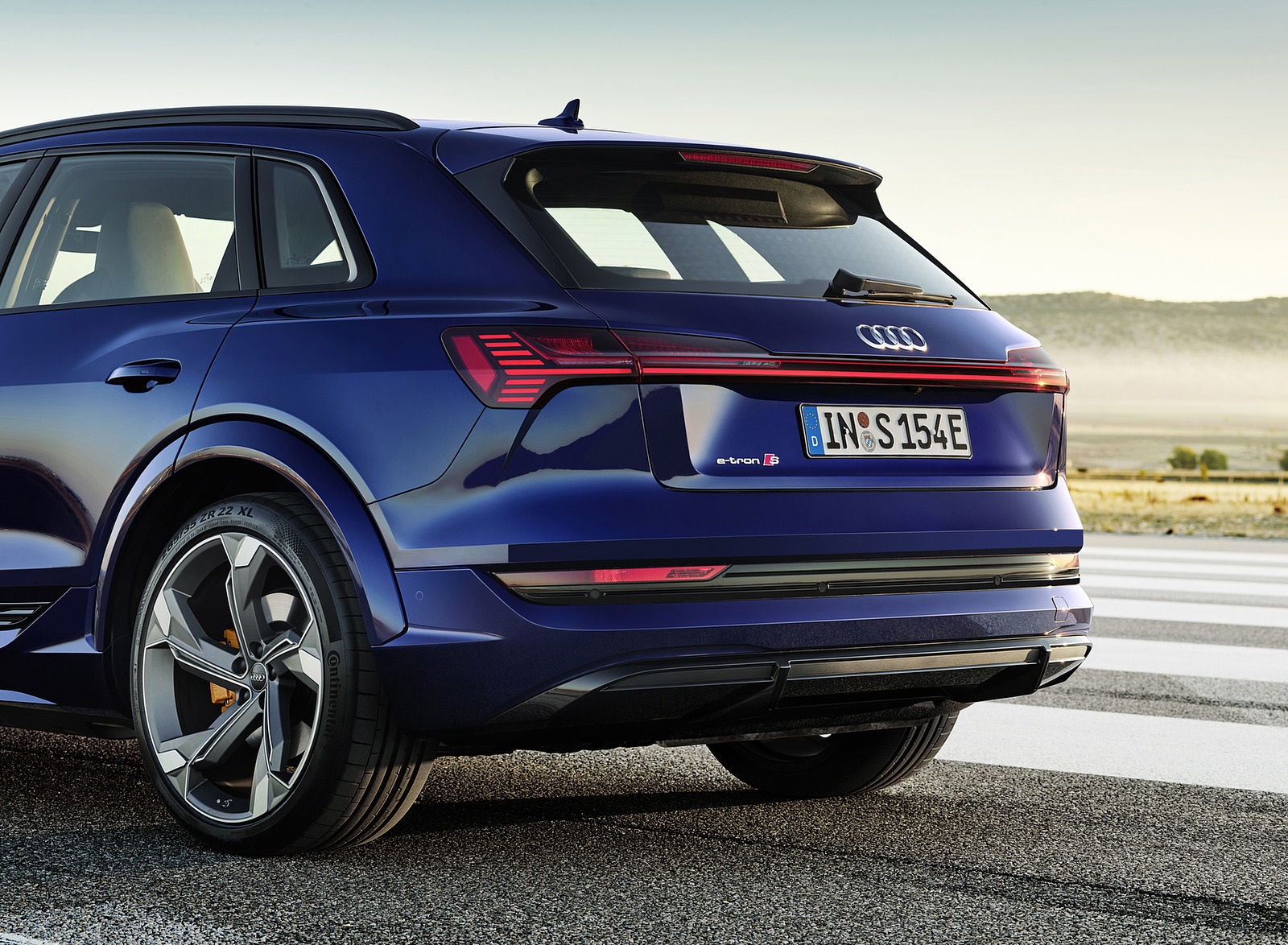 2021 Audi e-tron S (Color: Navarra Blue) Rear Wallpapers (8)