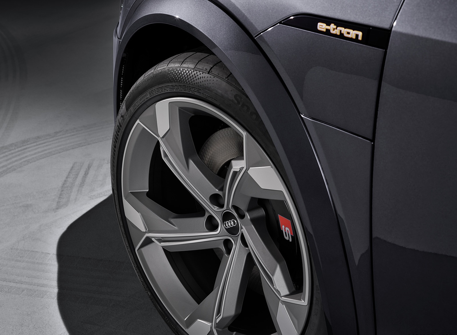 2021 Audi e-tron S Sportback (Color: Daytona Gray) Wheel Wallpapers #48 of 76
