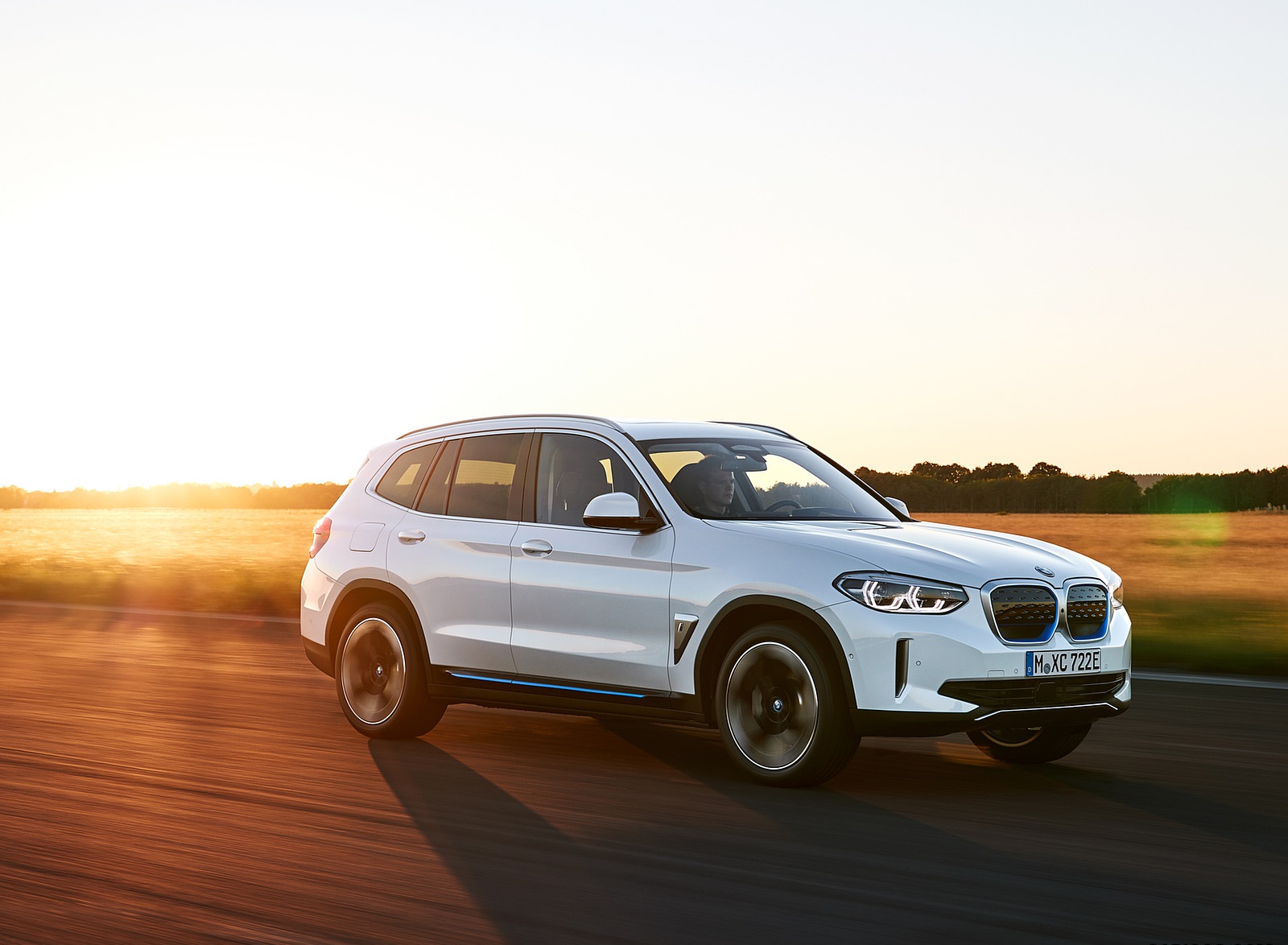 2021 BMW iX3 Front Three-Quarter Wallpapers (7)