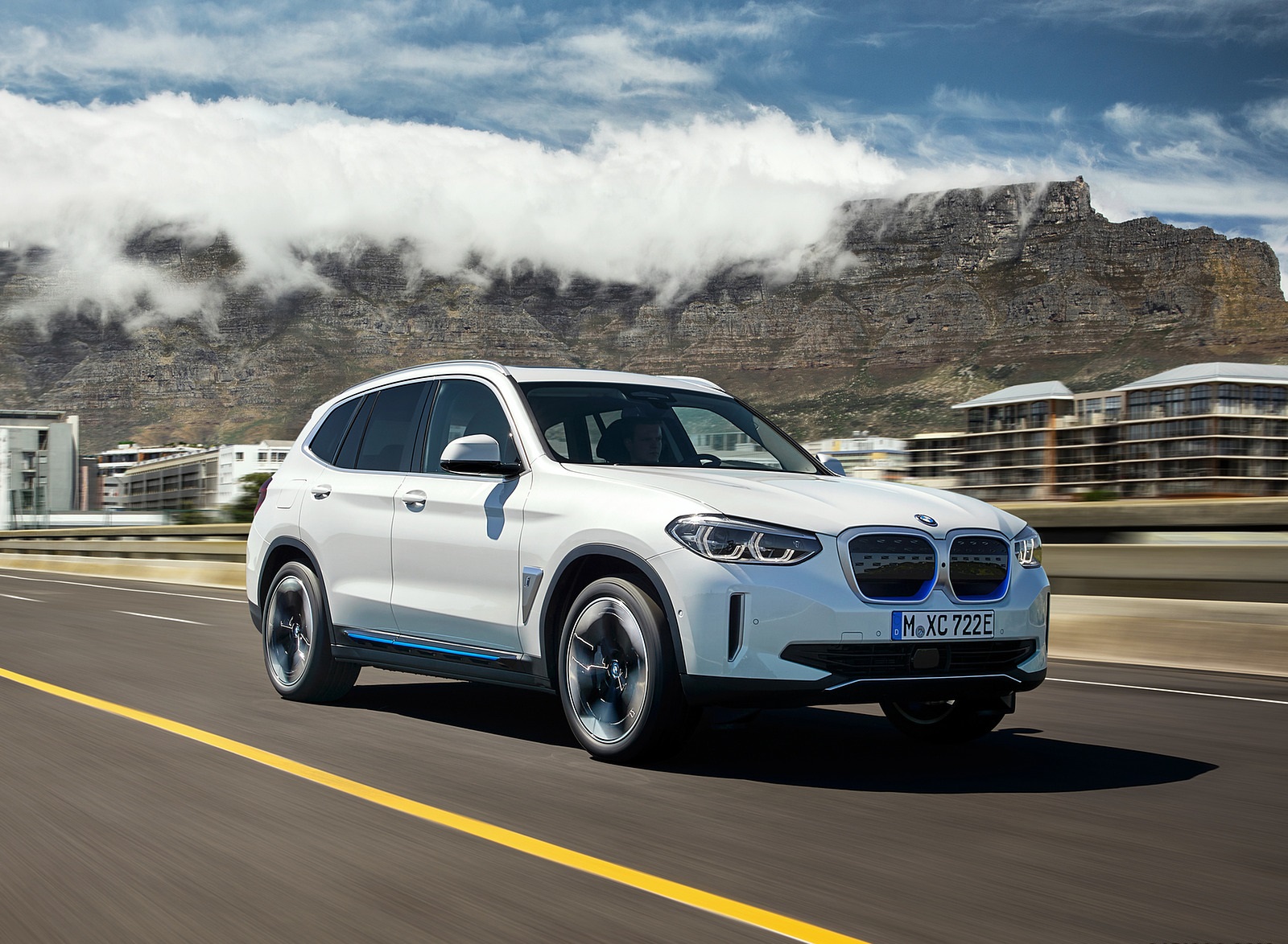 2021 BMW iX3 Front Three-Quarter Wallpapers #3 of 57