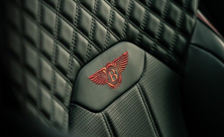 2021 Bentley Bentayga V8 Interior Seats Wallpapers 450x275 (15)