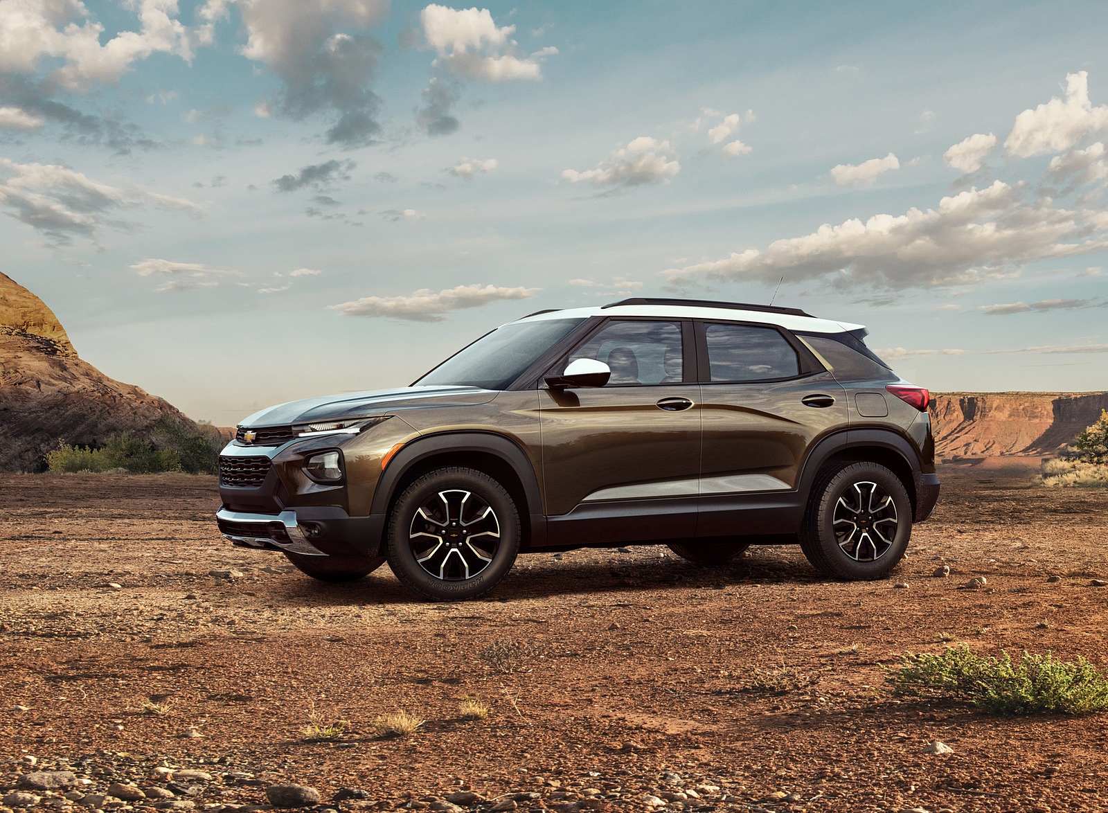 2021 Chevrolet Trailblazer ACTIV Front Three-Quarter Wallpapers (8)