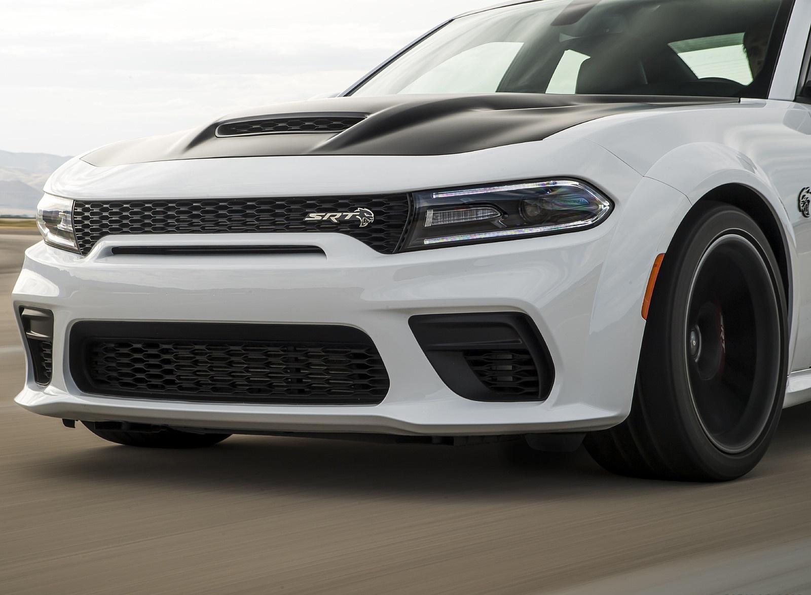 2021 Dodge Charger SRT Hellcat Redeye Front Wallpapers #34 of 45