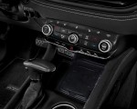 2021 Dodge Durango SRT Hellcat Central Console Wallpapers 150x120 (97)