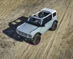 2021 Ford Bronco Badlands Four-Door (Color: Cactus Gray) Front Three-Quarter Wallpapers 150x120