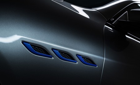 2021 Maserati Ghibli Hybrid Detail Wallpapers 450x275 (12)
